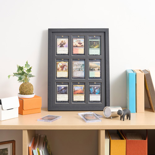 お気に入りをアートのように飾れるトレーディングカード額縁「TCG-01」 発売